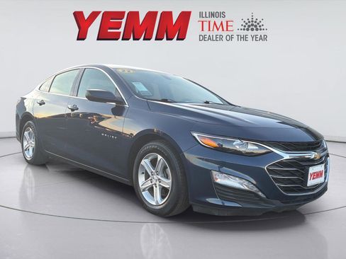 Used 2022 Chevrolet Malibu LT image 1