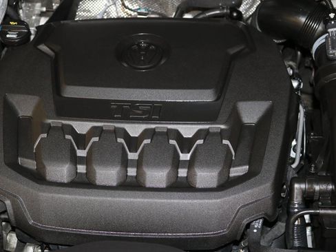 Used 2021 Volkswagen Tiguan S image 96