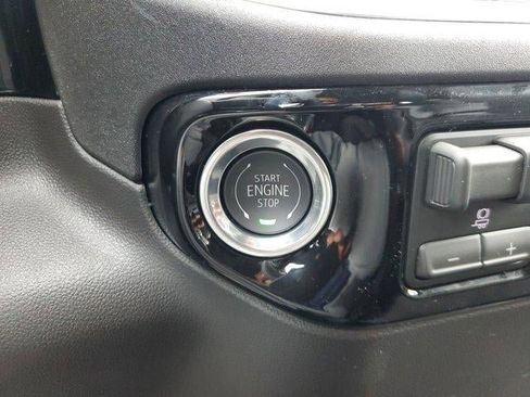 New 2026 GMC Sierra 1500 SLE w/ X31 Off-Road Package image 30