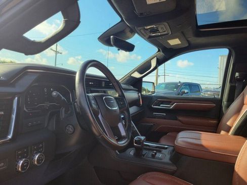 Used 2023 GMC Sierra 1500 Denali Ultimate AWD/4WD image 12