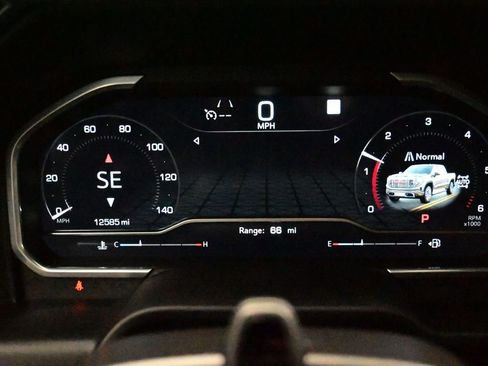 Used 2023 GMC Sierra 1500 Denali Ultimate image 9