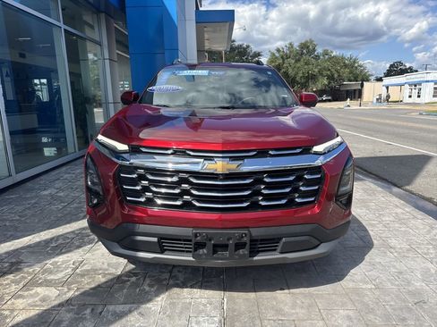 Certified 2025 Chevrolet Equinox LT w/ Convenience Package II image 2