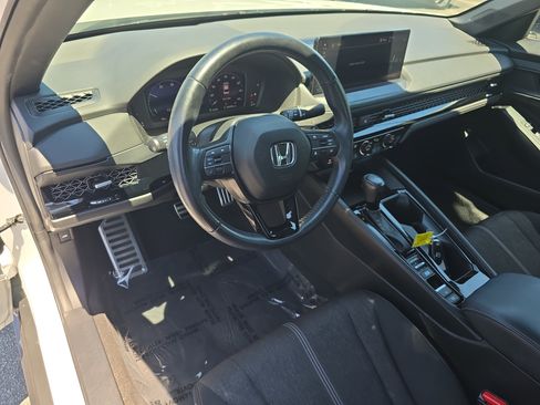 Used 2023 Honda Accord Sport image 15