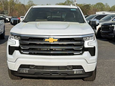 New 2026 Chevrolet Silverado 1500 High Country image 2