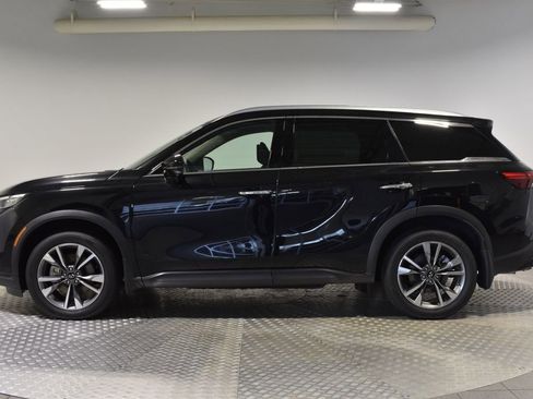 Certified 2025 INFINITI QX60 Luxe w/ Vision Package image 3