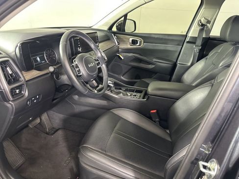 Used 2023 Kia Sorento X-Line EX image 10