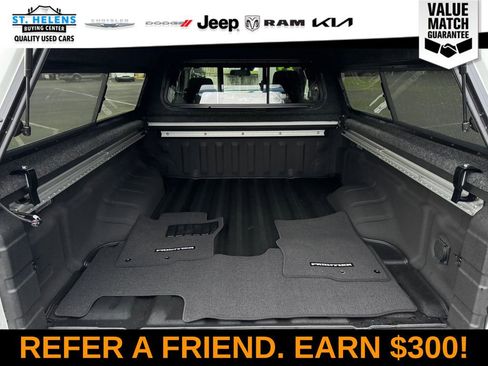 Used 2024 Nissan Frontier SV w/ SV Convenience Package image 8