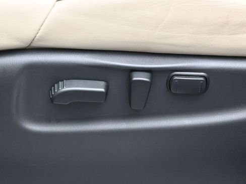 Used 2020 Nissan Armada Platinum w/ Captain's Chairs Package AWD/4WD image 10