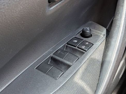 Used 2023 Toyota Corolla LE FWD image 23