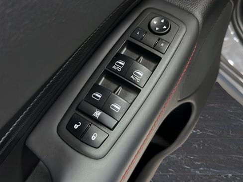 Used 2024 Dodge Durango R/T w/ Tow 'N Go Package AWD/4WD image 22