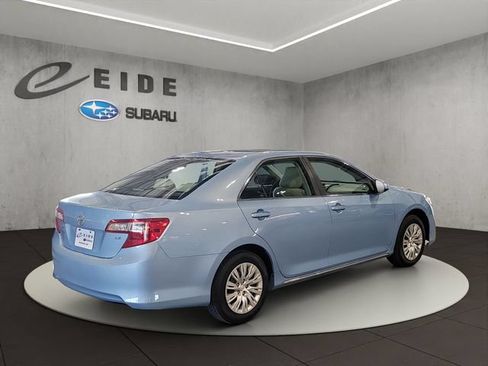Used 2012 Toyota Camry LE FWD image 9