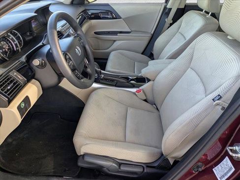 Used 2016 Honda Accord LX image 15