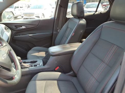 Used 2023 Chevrolet Equinox RS AWD/4WD image 10