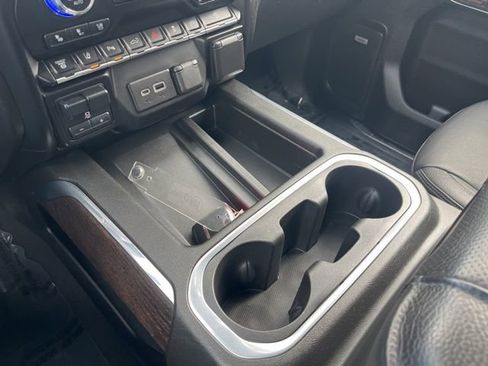 Used 2022 GMC Sierra 2500 Denali image 26