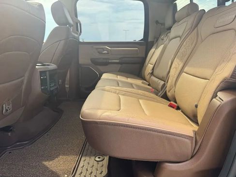 Used 2019 RAM 1500 Laramie Longhorn AWD/4WD image 18