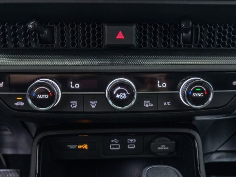 Used 2024 Honda CR-V EX image 33