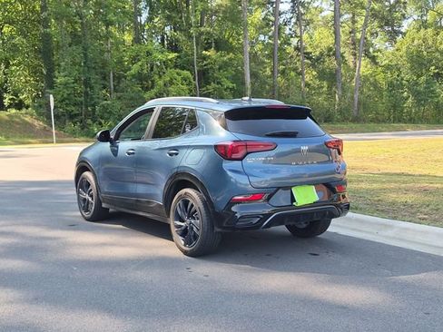 Used 2024 Buick Encore GX Sport Touring AWD/4WD image 3