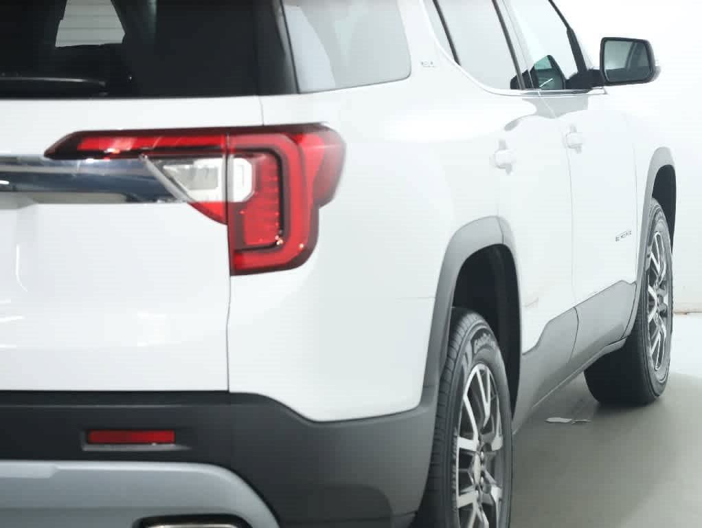 Used 2023 GMC Acadia SLE FWD image 44