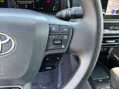 Used 2026 Toyota Camry LE FWD image 20
