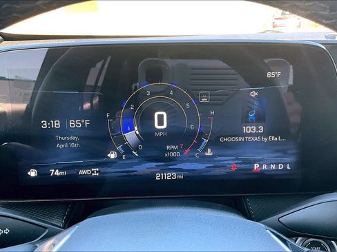 Used 2025 Chevrolet Equinox LT w/ Convenience Package II AWD/4WD image 16