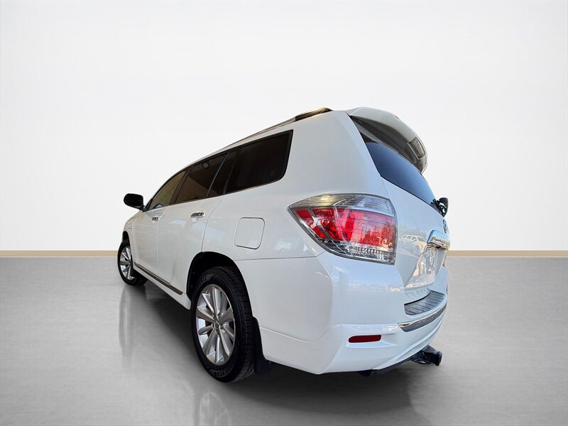 Used 2012 Toyota Highlander Limited AWD/4WD image 6