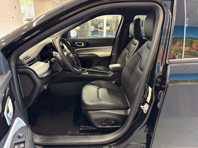 New 2026 Jeep Compass Limited AWD/4WD image 26