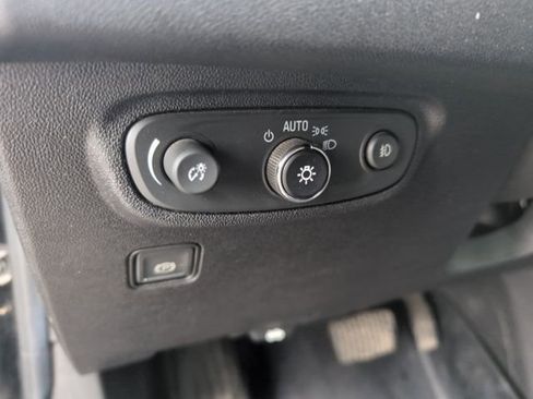 Used 2019 GMC Terrain SLT w/ Preferred Package image 17