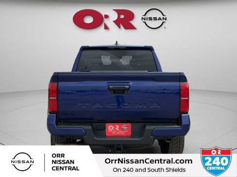 Used 2024 Toyota Tacoma TRD Off-Road AWD/4WD image 6