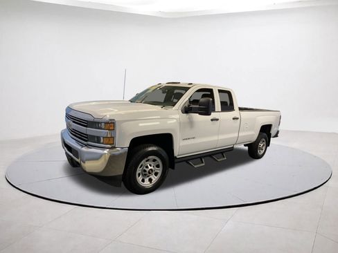 Used 2015 Chevrolet Silverado 2500 W/T image 3
