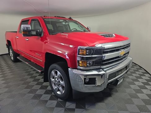 Used 2019 Chevrolet Silverado 2500 LTZ w/ LTZ Plus Package AWD/4WD image 7