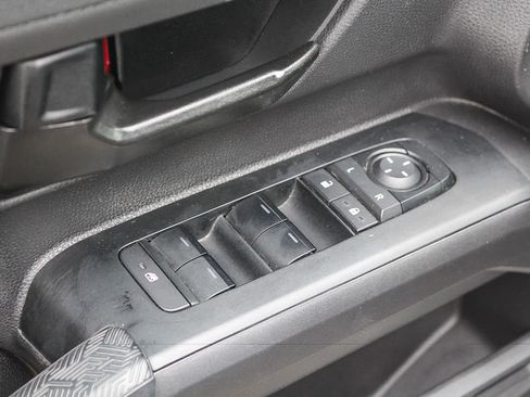 Used 2024 Toyota Tacoma SR5 AWD/4WD image 19