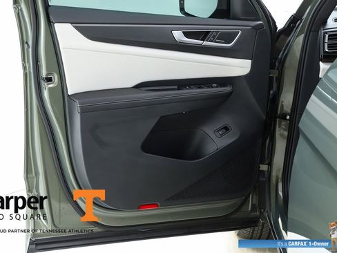 Used 2025 Volkswagen Atlas Cross Sport SEL Premium R-Line image 18