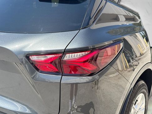 Used 2019 Chevrolet Blazer LT image 27