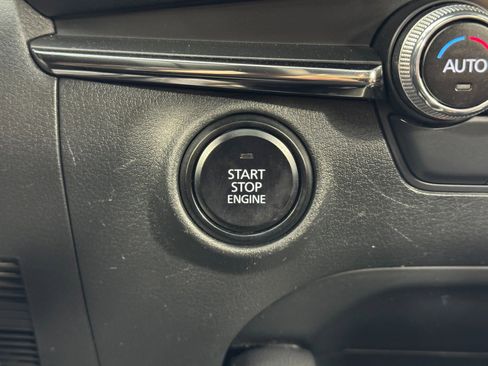 Used 2022 MAZDA MAZDA3 s image 22