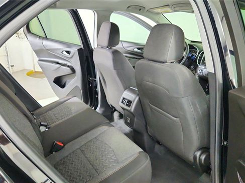 Used 2024 Chevrolet Equinox LT image 37