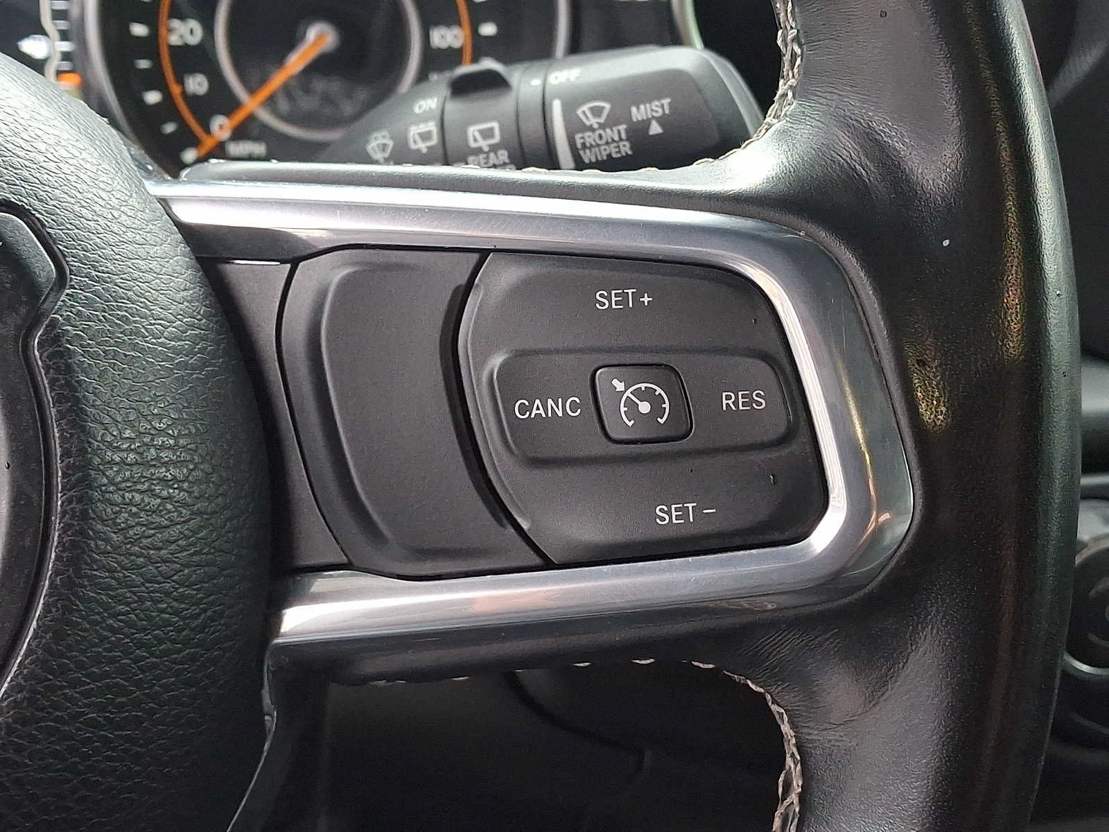 Used 2021 Jeep Wrangler Unlimited Sahara w/ Dual Top Group AWD/4WD image 22