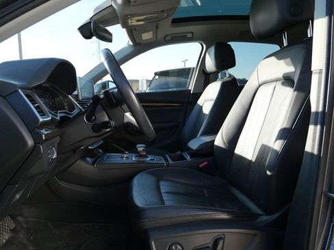 Used 2018 Audi Q5 2.0T Premium Plus w/ Premium Plus Package image 13