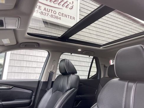 Used 2023 Honda Pilot Elite image 10