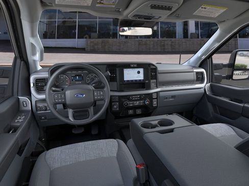 New 2026 Ford F350 XLT w/ 360-Degree Camera Package AWD/4WD image 9
