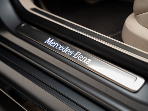 Used 2023 Mercedes-Benz S 580 4MATIC Sedan image 57