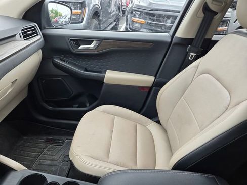 Used 2020 Ford Escape Titanium AWD/4WD image 15