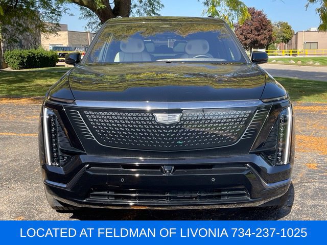 Used 2026 Cadillac Vistiq Sport w/ LPO, Floor Liner Package AWD/4WD image 8