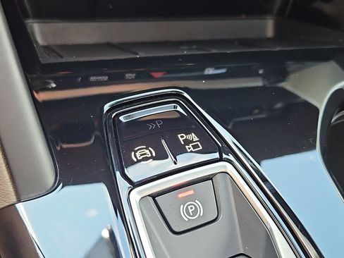 Certified 2025 Audi Q5 Premium Plus w/ Premium Plus AWD/4WD image 18