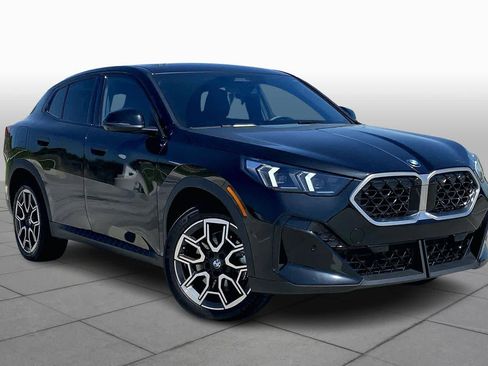 Used 2025 BMW X2 xDrive28i image 2