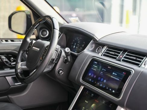 Used 2021 Land Rover Range Rover P525 Westminster Edition image 21