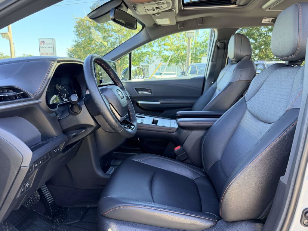 Certified 2023 Toyota Sienna XSE w/ XSE Plus Package AWD/4WD image 19