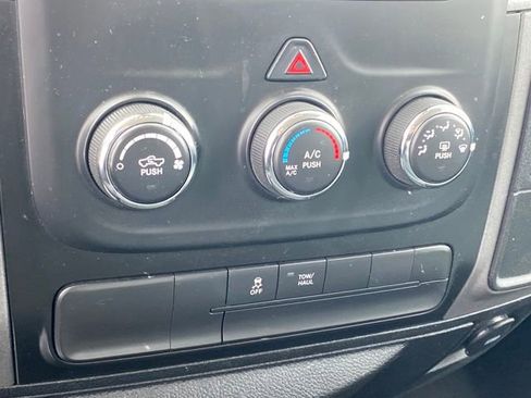 Used 2018 RAM 1500 Tradesman AWD/4WD image 13