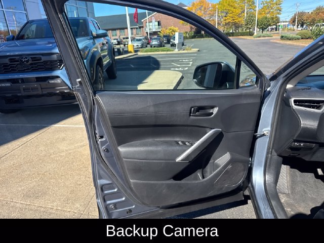 Used 2023 Toyota Corolla Cross LE w/ Moonroof Package AWD/4WD image 12