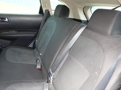 Used 2015 Nissan Rogue S w/ Convenience Package FWD image 19