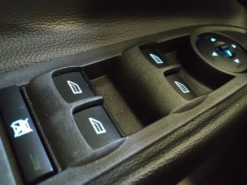 Used 2018 Ford Escape SE w/ SE Sync 3 Package image 27